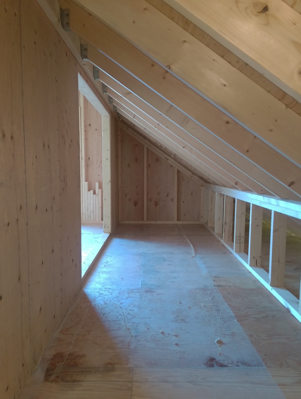 小屋裏収納